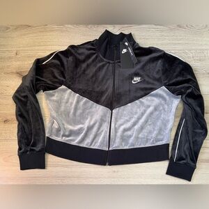 Nike Black and Gray velour Zip-Up Jacket sweater sweatshirt